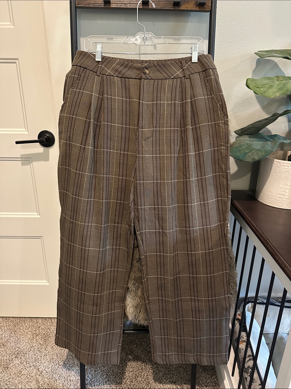 Women's Brown Plaid Wide-Leg Trousers